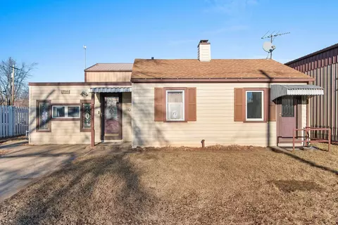 1327 Reber St, Green Bay, WI 54302