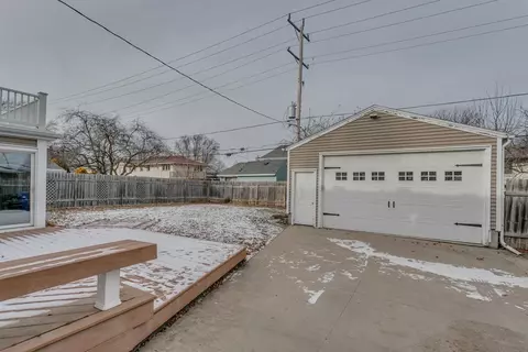 324 E Pershing St, Appleton, WI 54911 photo 3