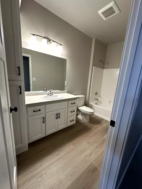 Bath - n9336 Gemstone Court, Appleton, WI 54915 photo 1 of 2