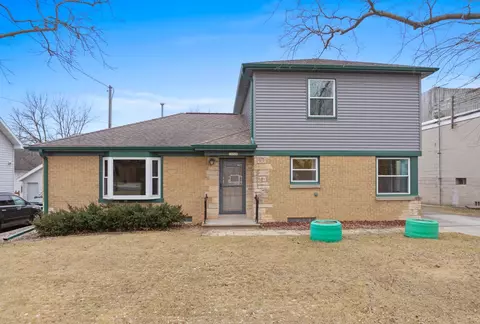 14726 S Maribel Rd, Maribel, WI 54227