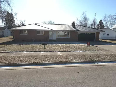 820 Madison St, Oconto, WI 54153