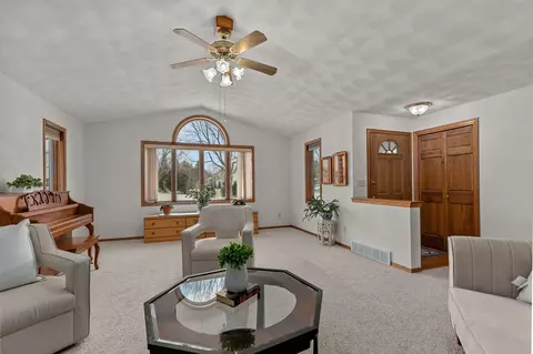 Other - 4417 N Clayhill Dr, Appleton, WI 54913 photo 2 of 11
