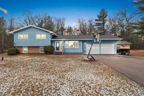 n2989 Pioneer Road, Clintonville, WI 54929