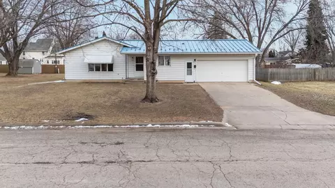 206 S Brooklyn St, Berlin, WI 54923