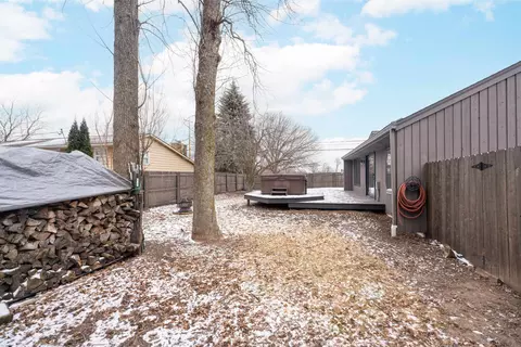 2009 S Berry Dr, Appleton, WI 54915 photo 27