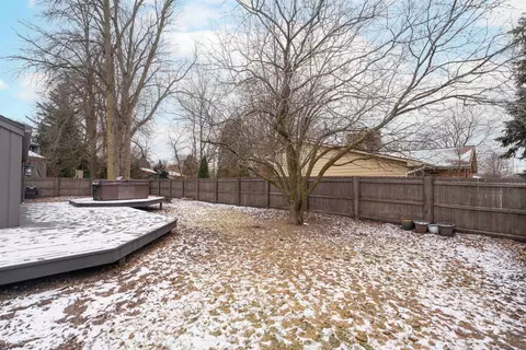 2009 S Berry Dr, Appleton, WI 54915 photo 30