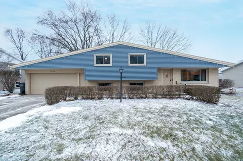 3725 Fernwood Ave, Green Bay, WI 54301