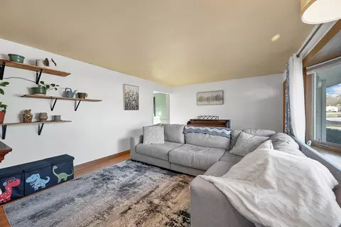 Living - 1531 E Pershing St, Appleton, WI 54911 photo 2 of 2