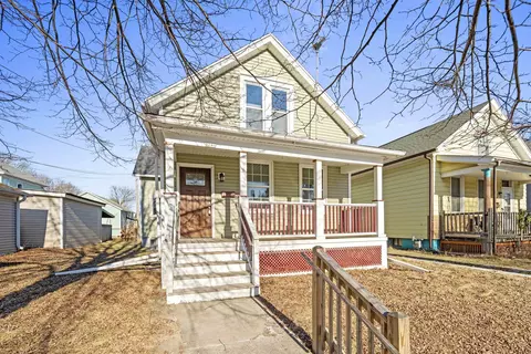 1244 Trimberger Ct, Sheboygan, WI 53081