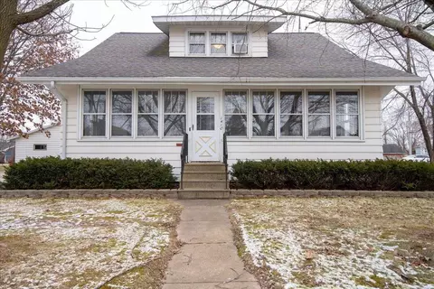 1410 Smith St, New London, WI 54961