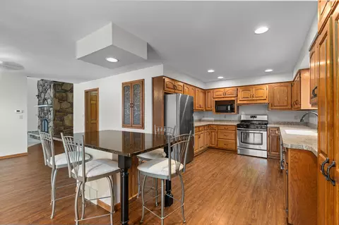 2405 W Roselawn Dr, Appleton, WI 54914 photo 21