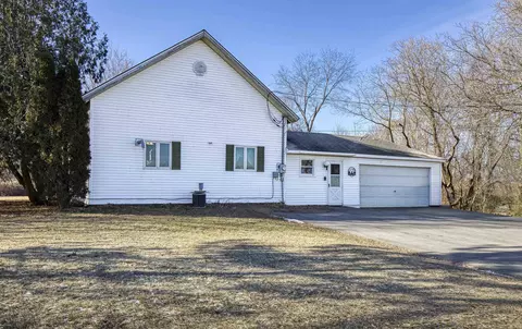 n8317 Us 45, Bear Creek, WI 54922