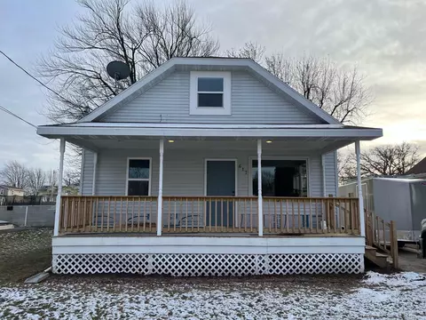 617 6th St, Menasha, WI 54952