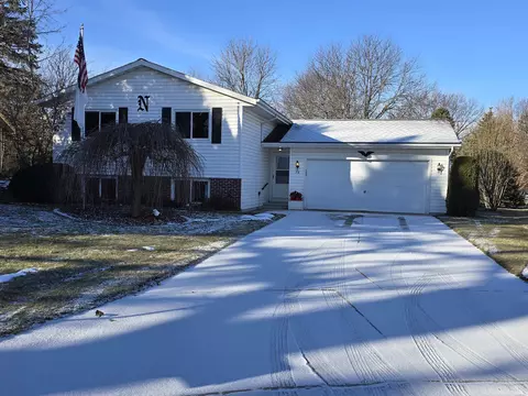78 Martin Pl, Fond Du Lac, WI 54935