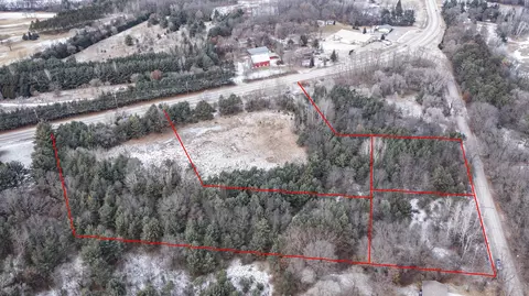 pryse drive, Waupaca, WI 54981