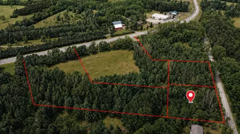 pryse drive, Waupaca, WI 54981