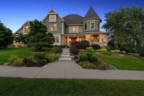 6528 N Smoketree Pass, Appleton, WI 54913