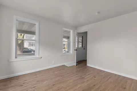 Living - 1506 N Oneida St, Appleton, WI 54911 photo 2 of 2