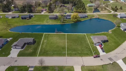 283 Jasmine Dr #20, Berlin, WI 54923