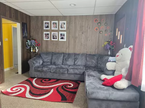 Living - 1042 W Kamps Ave, Appleton, WI 54914 photo 1 of 2