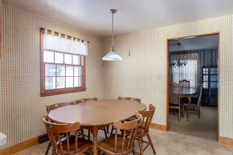 Dining - 1701 S Douglas St, Appleton, WI 54914 photo 2 of 2