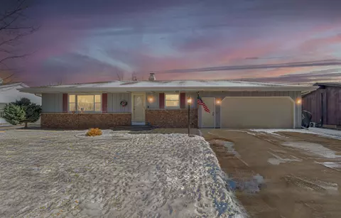 2950 N Morrison St, Appleton, WI 54911 photo 2