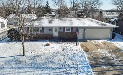 2950 N Morrison St, Appleton, WI 54911 photo 5