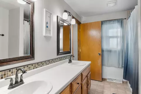 3308 S Kernan Ave, Appleton, WI 54915 photo 18