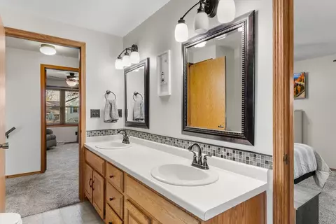 3308 S Kernan Ave, Appleton, WI 54915 photo 17