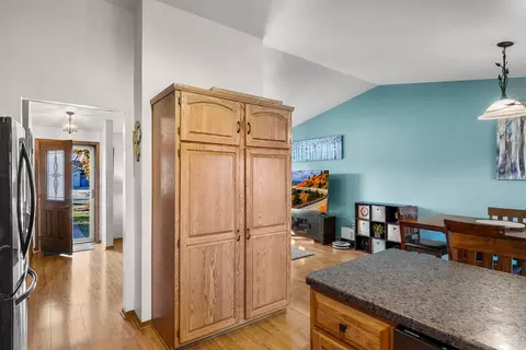 3308 S Kernan Ave, Appleton, WI 54915 photo 16