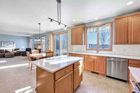 Kitchen - 4317 E Appleseed Dr, Appleton, WI 54913 photo 2 of 3