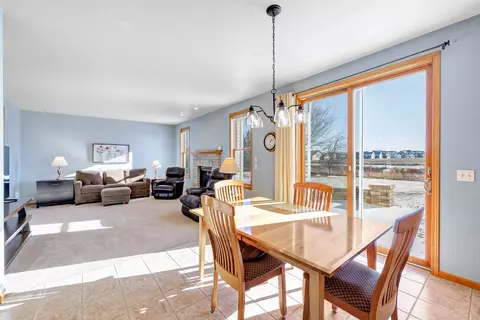 Dining - 4317 E Appleseed Dr, Appleton, WI 54913 photo 4 of 4