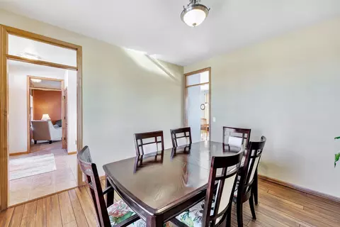 Dining - 4317 E Appleseed Dr, Appleton, WI 54913 photo 3 of 4