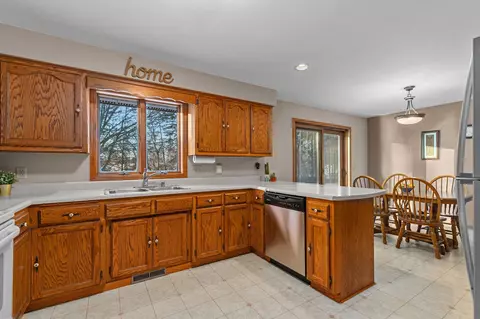 223 E Meadow Grove Blvd, Appleton, WI 54915 photo 20