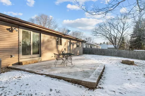 223 E Meadow Grove Blvd, Appleton, WI 54915 photo 3
