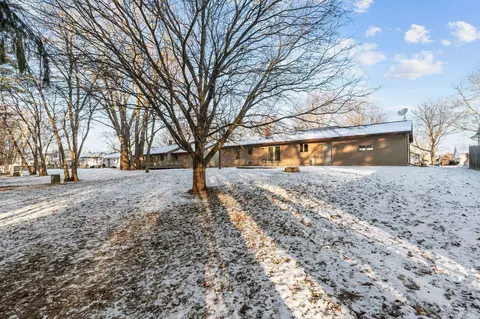 223 E Meadow Grove Blvd, Appleton, WI 54915 photo 9