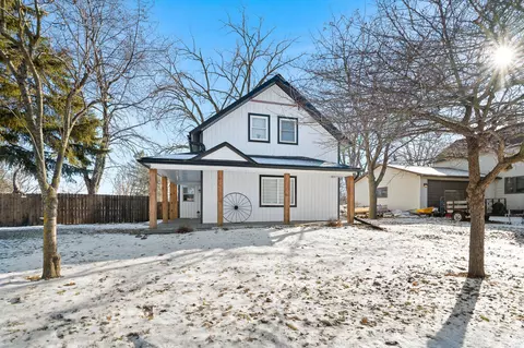 2045 Riverview Dr, Green Bay, WI 54303