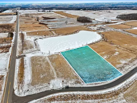 1474 Rockland Heights Rd, De Pere, WI 54115