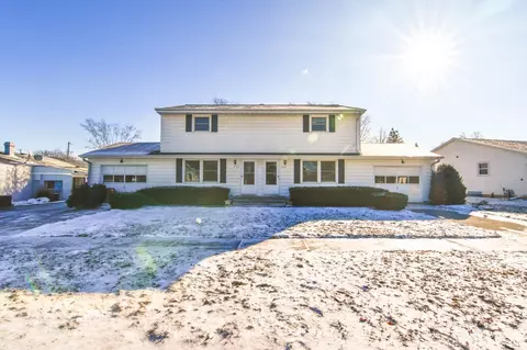 414 Westplain Dr, Green Bay, WI 54303