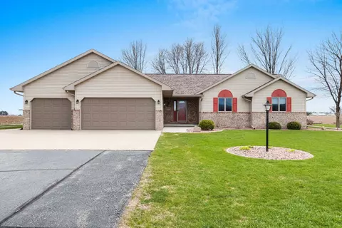 n3141 Wisconsin 76, Hortonville, WI 54944