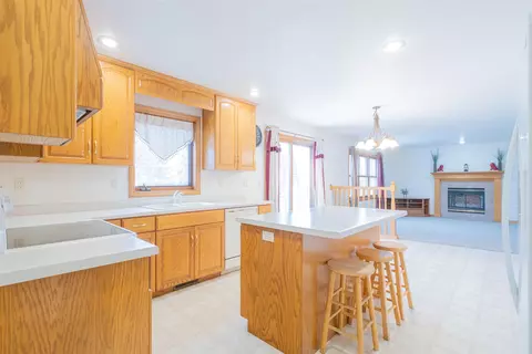 Kitchen - 5356 Pleasant Way, Appleton, WI 54913 photo 1 of 1