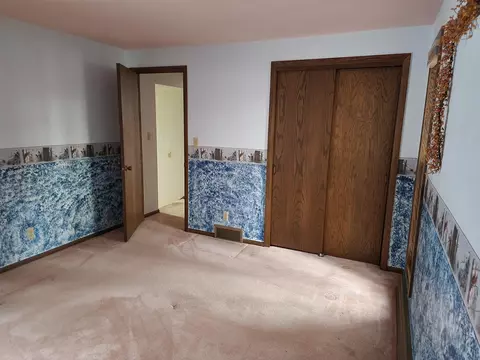 Bedroom - 5001 N Lynndale Dr, Appleton, WI 54913 photo 4 of 5