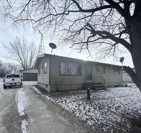 w731 Blackhawk Lane, Berlin, WI 54923 photo 2