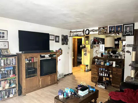 3610 Edgemere Dr, Appleton, WI 54915 photo 8
