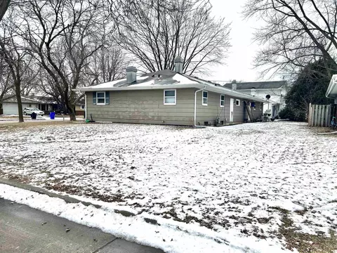 3610 Edgemere Dr, Appleton, WI 54915 photo 3