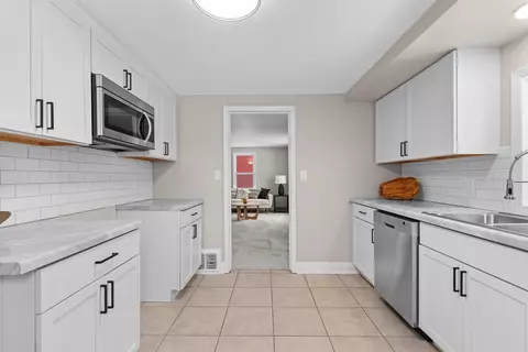 1024 W Lindbergh St, Appleton, WI 54914 photo 5