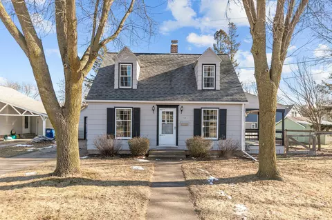 154 Garfield Ave, Clintonville, WI 54929