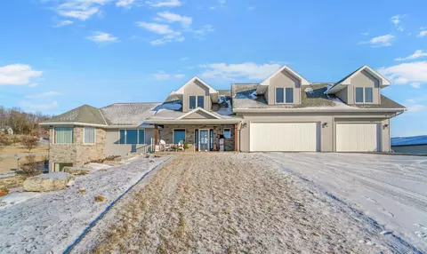 n5526 Lake Shore Drive, Hilbert, WI 54129