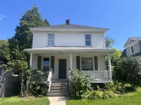 830 Oregon St, Green Bay, WI 54303