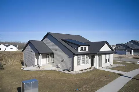 531 Lemere Ct, Green Bay, WI 54313